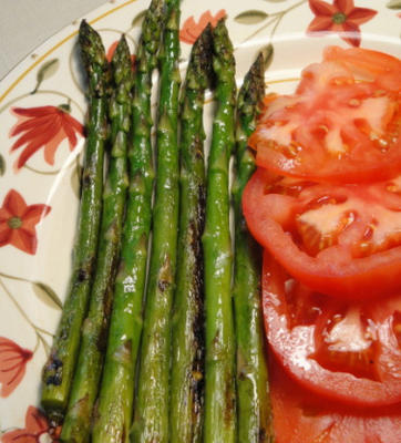 gekruide gegrilde asperges