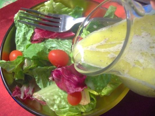 de Italiaanse saladedressing van ospidillo