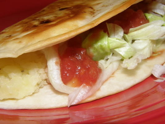 tacos de papa (gebakken aardappentaco's)
