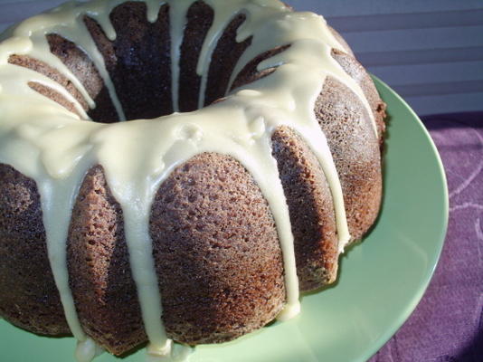 chocolate macaroon cake - bundt cake