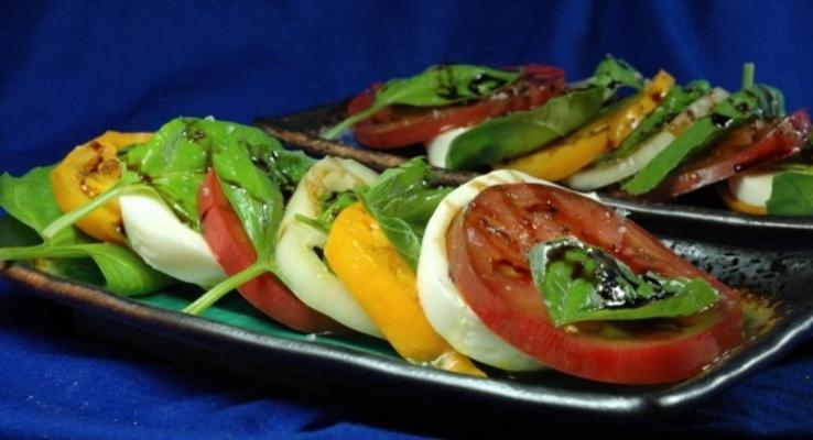 mozzato salade (ook bekend als caprese)