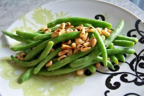 groene bonen met pijnboompitten