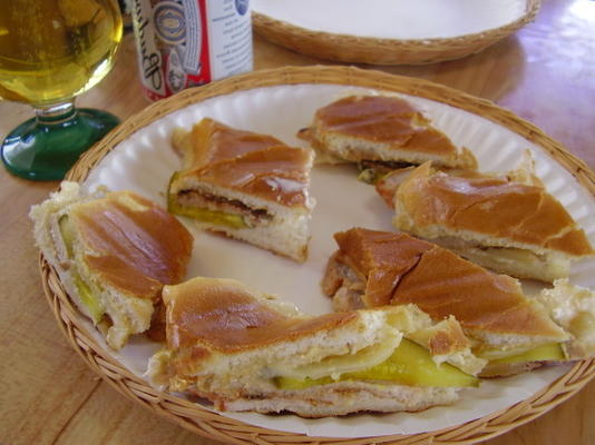 gegrilde broodjes (Cubaanse stijl)