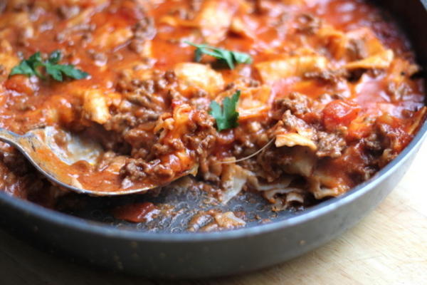 cheesy beef taco skillet