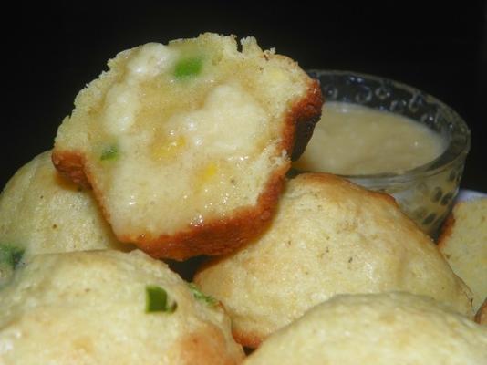 jalapeno maïsmuffins met honingboter