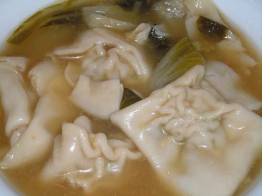 kittencal's Aziatische varkensvlees wonton soep dumplings