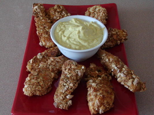 cashew chicken fingers met curry mayonaise