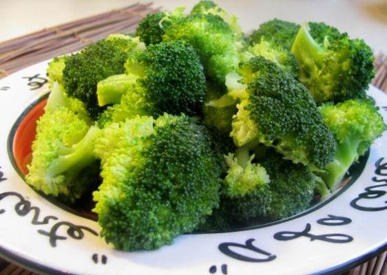 boter gestoomde broccoli