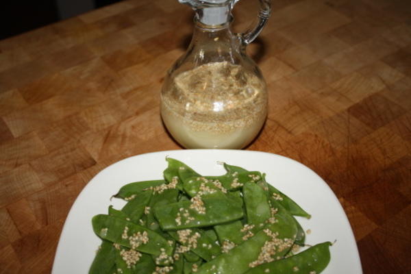 salade dressing van sesamzaad