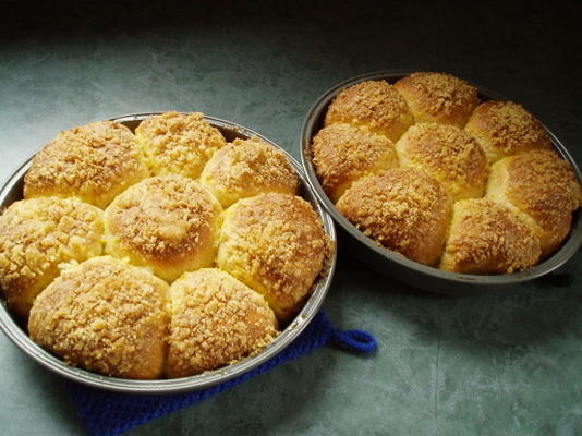 oranje kussen (ontbijtbroodjes-broodmachine)