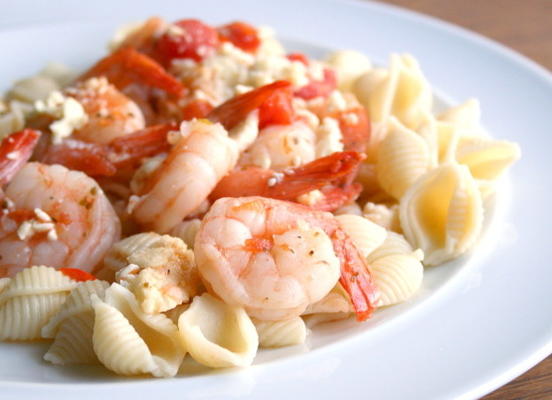 Griekse garnalen met rigatoni