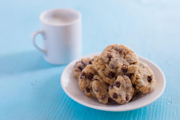 bak gemakkelijk ovengeheime chocoladekoekjes