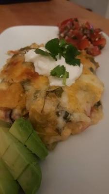 kip enchilada bak met salsa roomsaus