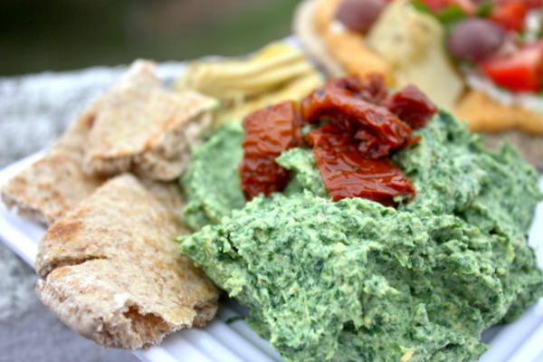 spinazie hummus dip