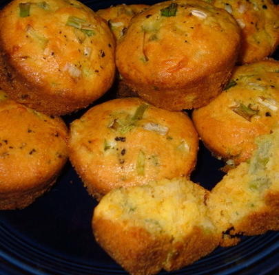 broccoli cheddar muffins