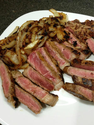 carne asada (gegrilde steak)