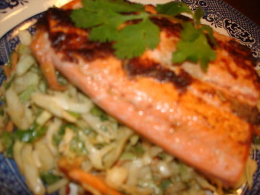 Thaise zalm op Aziatische slaw