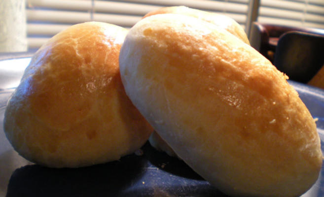 zelfgemaakte worst kolaches