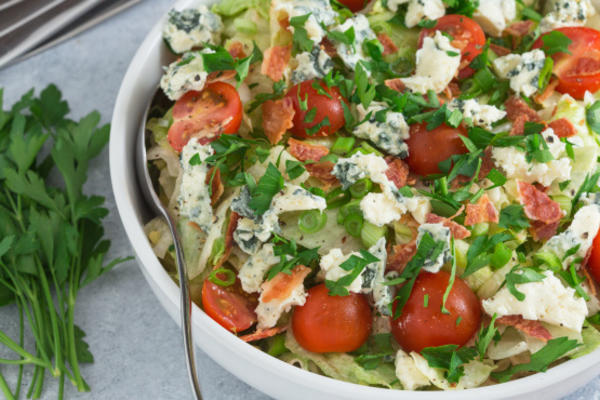 gehakte ijsbergsalade (de zeemeermin oesterbar)