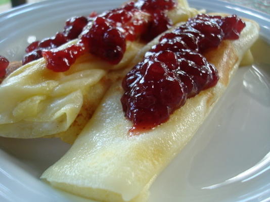 pannenkoeken met lingonberries (Zweden)