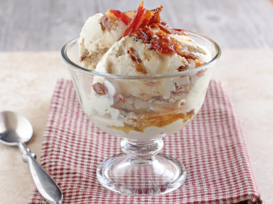 bacon esdoorn ijs
