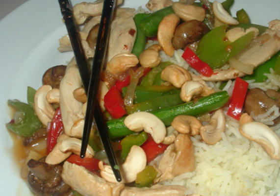 cashew chicken stir-fry