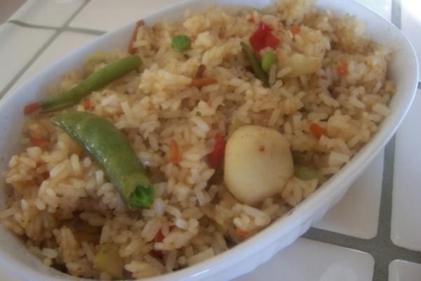 eenvoudig gefrituurde rijst voor twee