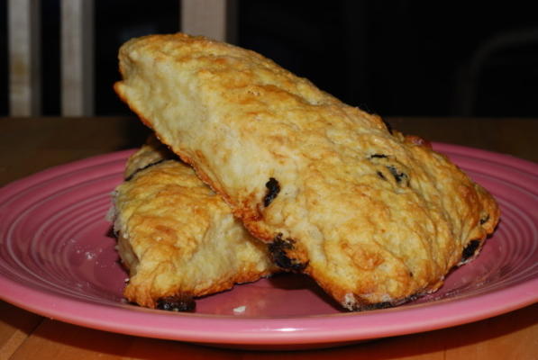 cherry chip scones