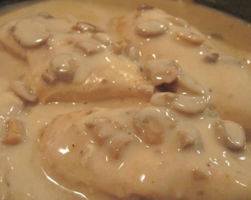 crock pot bot-in kippenborst met champignon jus