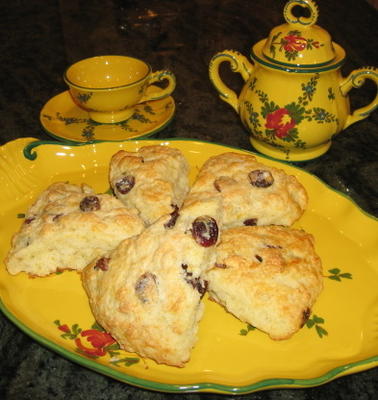 cranberry-oranje karnemelk scones