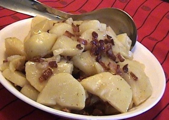 warme Duitse aardappelsalade (magnetron)