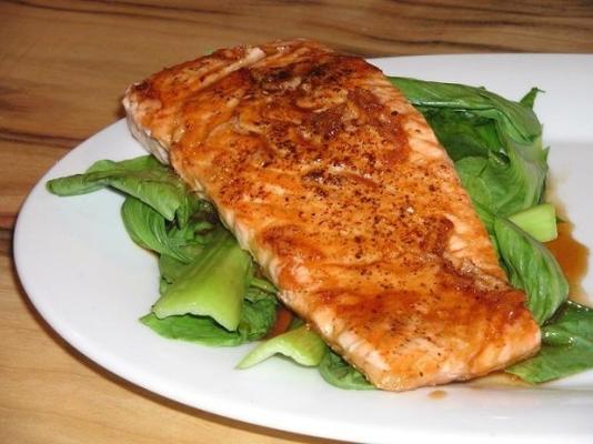 de honings pepersaus van applebee voor zalm (copycat) door todd wilbur