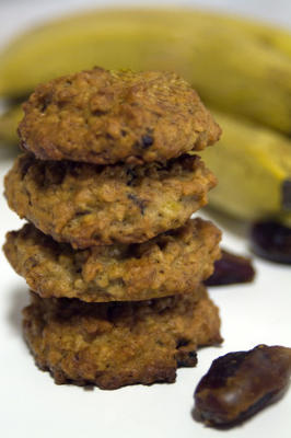 bananenkoekjes (met dadels en noten)