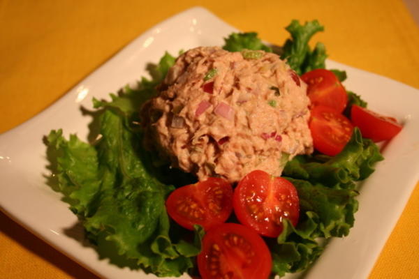 Zondag is gezond, lekker, echte tonijnsalade - voor tonijnsalade, smelt