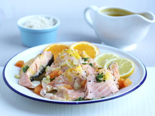 citrus gepocheerde zalm