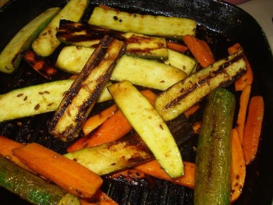 gegrilde courgette tunesische stijl (veganistisch vriendelijk)