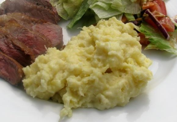 geroosterde knoflook puree zoete aardappelen