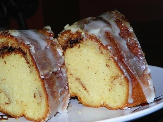 stormwaarschuwing geglazuurde kaneel koffie cake