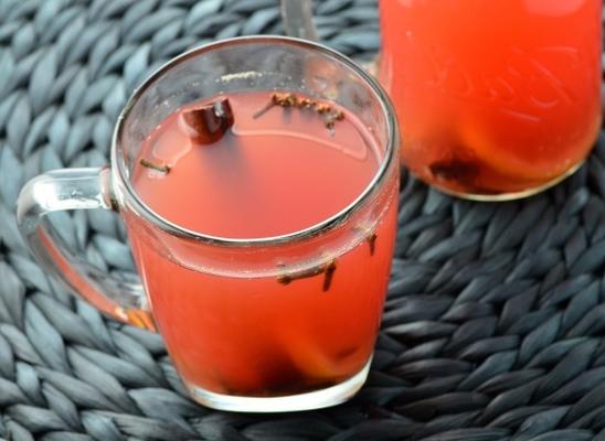 cranberry, appel gekruide thee