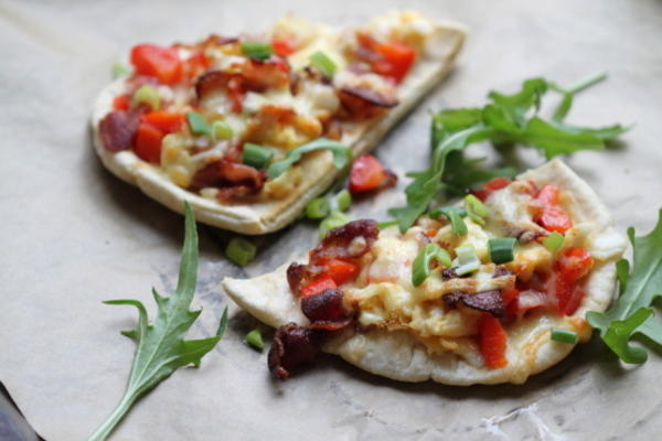 ontbijt pita pizza