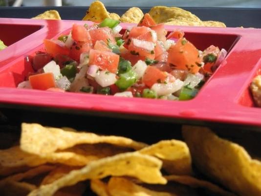 verse mexicaanse tomatensalsa - pico de gallo