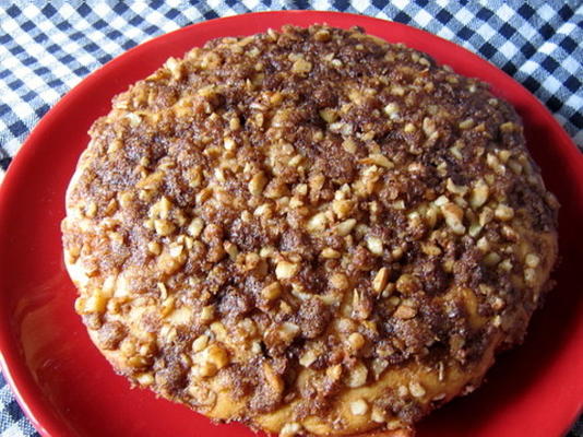 Walnut streusel coffee cake