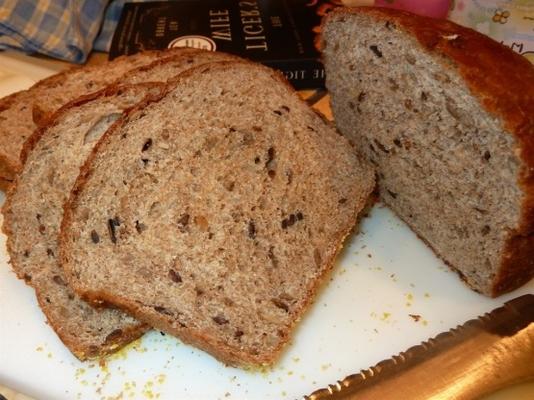 volkoren brood met zonnebloempitten