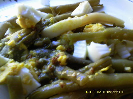 groene boonsalade met mosterd-kapper vinaigrette