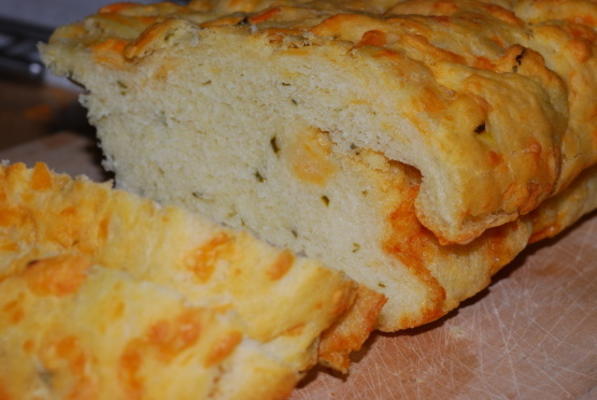 cheesy jalapeno brood (abm)