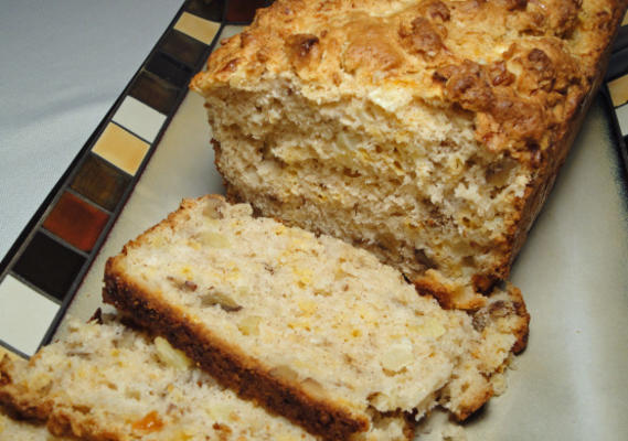 appel cheddar walnoot brood