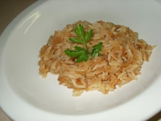gekruide gestoomde rijst met komijn en limoensap