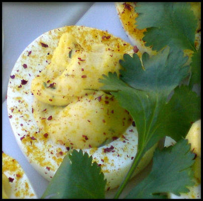 deviled eggs met tahini