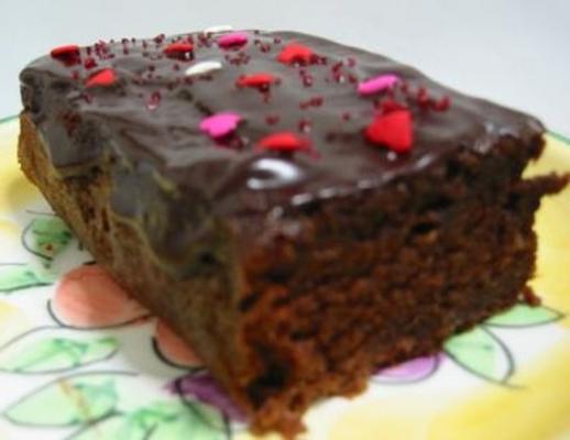 bitterzoete chocolade pond cake met decadente glazuur