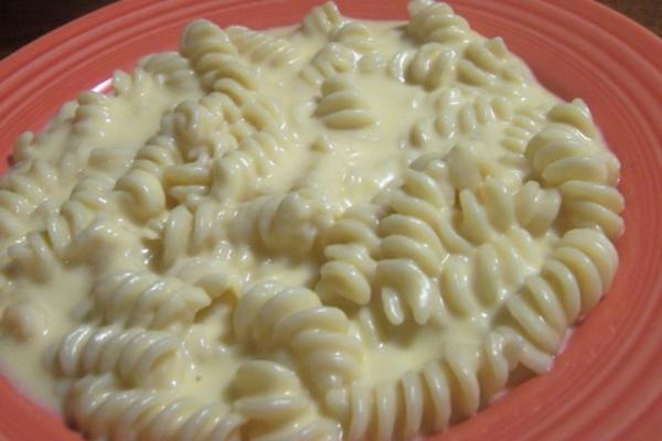 romige kachel top macaroni en kaas